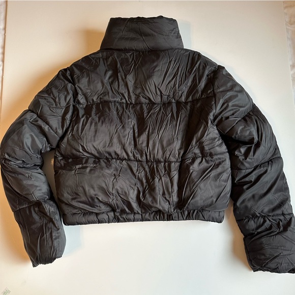 Ambiance Women’s Cropped Puffer Jacket Small Black Zip Front Long Sleeve - Picture 7 of 8